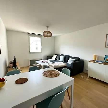 Apartment T2, Proxi Centre, Wifi, Parking Gratuit, 4 Pers