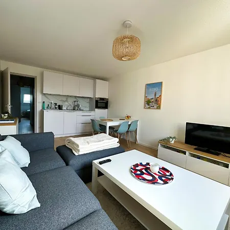 T2, Proxi Centre, Wifi, Parking Gratuit, 4 Pers Apartment *